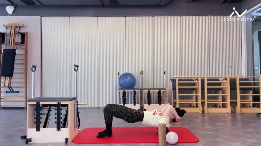 李欣普拉提康复塑形课：52节脊柱矫正与关节康复训练