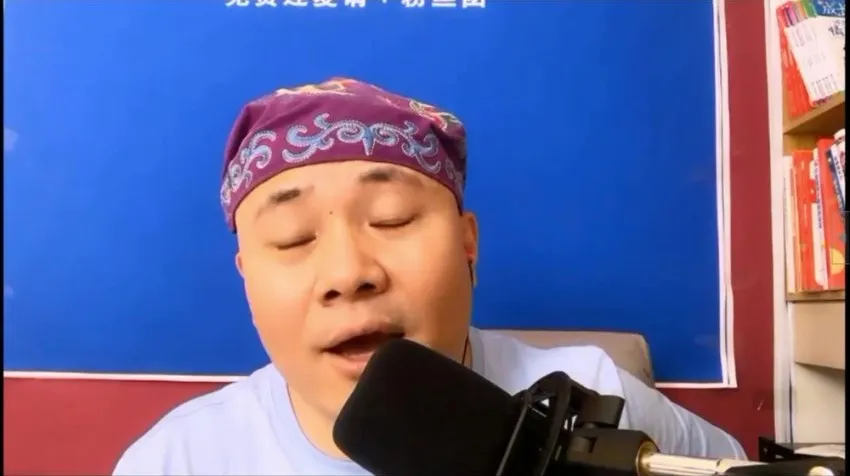 《女性撒娇技巧11讲:杨平的高情商恋爱沟通术》