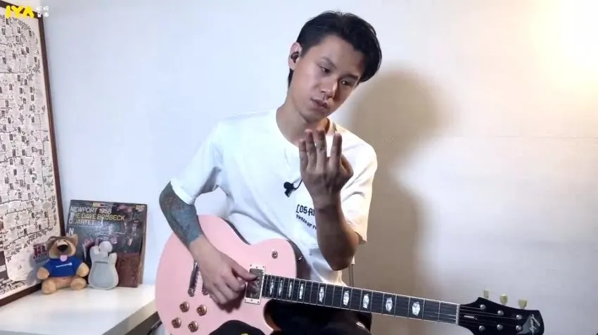 Neo Blues吉他系统教程:零基础入门到即兴演奏进阶