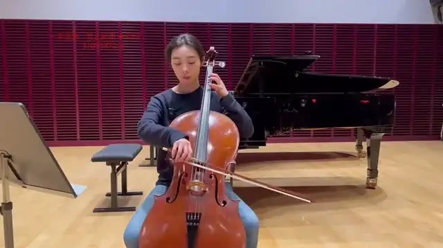 洒雅娜大提琴训练课视频教程:铃木二册从发音到换把的系统精讲