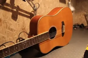 俞吉他教学三合一：零基础吉他入门教程全面解析