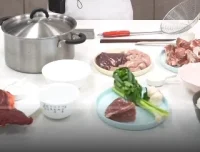 手打Q弹潮汕牛肉丸猪杂汤粉：潮汕特色美食