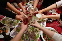 人情社会生存指南：《民间应酬交际手册》实用解读