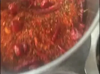 24种火锅美食技术全攻略：从潮州牛肉丸到重庆火锅，全套商用配方与制作教程
