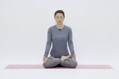 现代女性冥想瑜伽：每天10分钟，减压抗衰与内在成长