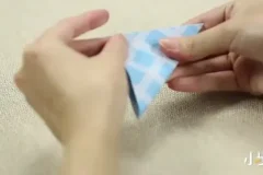 亲子折纸手工课：30个趣味折纸教程，陪孩子一起动手玩