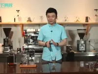 咖啡师必备：从设备到花式咖啡制作全攻略