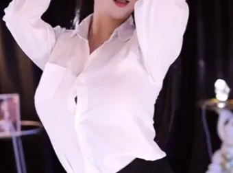 韵子姐姐直播录像性感舞蹈合集“丰满婀娜”精彩回顾